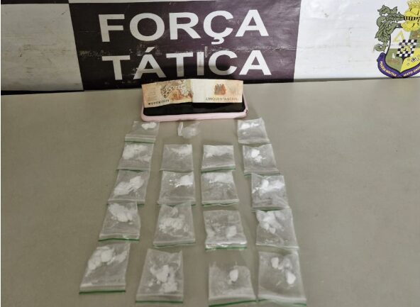 Mulher com tornozeleira eletrônica é presa por tráfico de drogas em Rondonópolis-MT