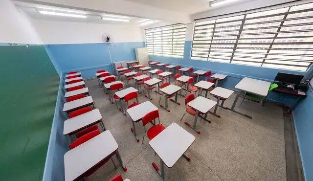 TCE suspende contratação de PMs para escolas cívico-militares em SP