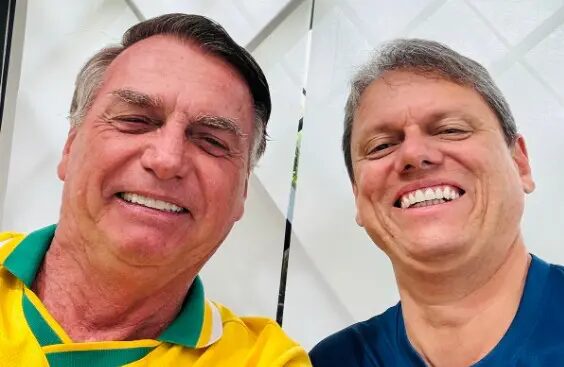 Tarcísio de Freitas visita Bolsonaro nesta segunda-feira, 29