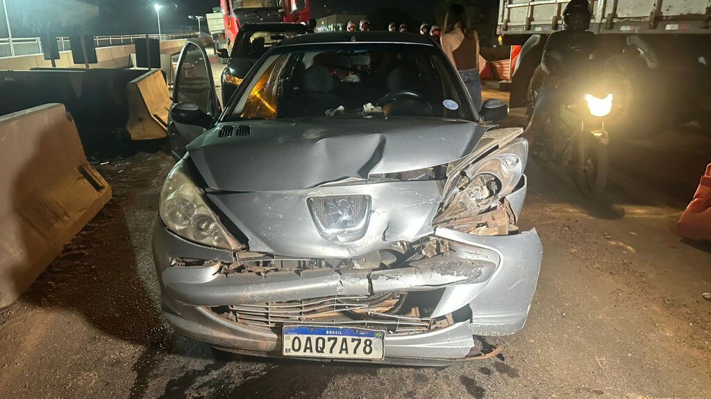 Batida causada por motorista na contramão deixa criança ferida