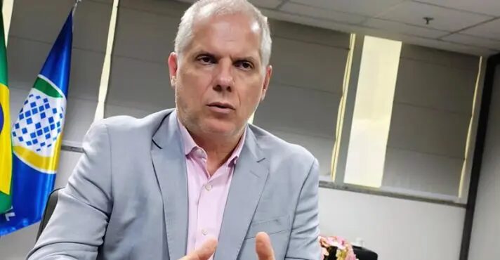 Ex-presidente do INSS soube de fraudes em 2024 e não acatou orientações da CGU