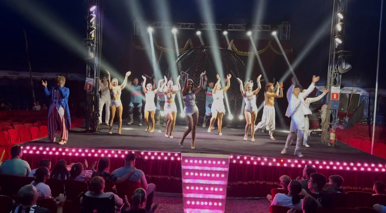 Kalynka Meirelles articula sessão de circo adaptada para crianças autistas em Rondonópolis