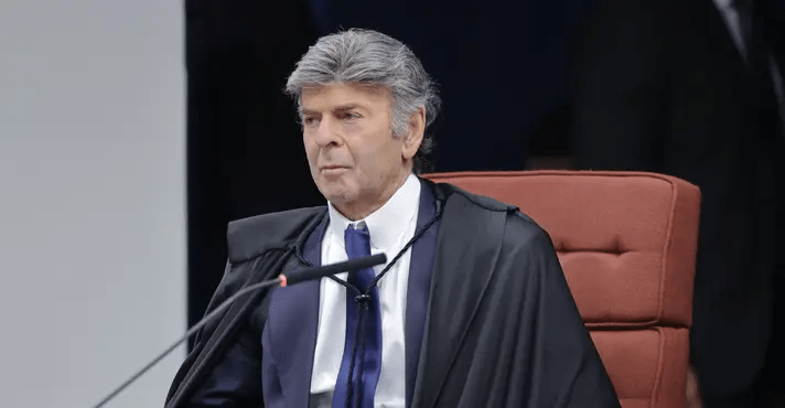 Em voto, Fux descarta crime de organização criminosa contra Bolsonaro e aliados