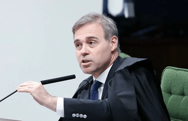 Mendonça desobriga “Careca do INSS” de depor na CPMI