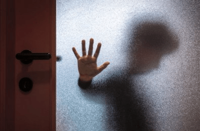 PM prende 3 homens por estupro contra menino de 5 anos em MT