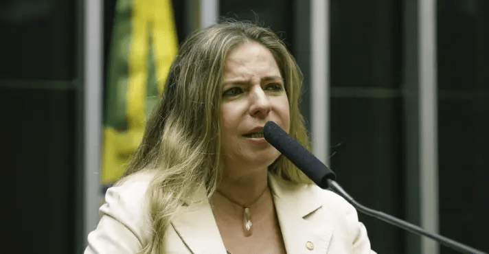 Motta aciona Itamaraty depois de Israel deter deputada do PT