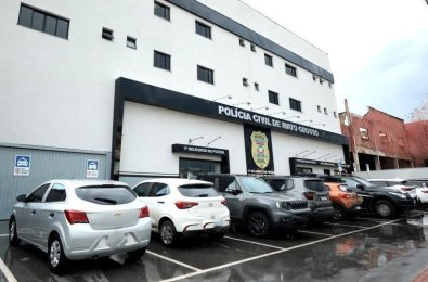 Homem é morto a porretadas e corpo deixado em bananeira