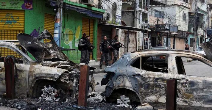 Pesquisa mostra que quase 70% dos cariocas apoiam operação policial no RJ