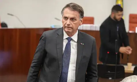 Moraes nega prisão domiciliar a Bolsonaro