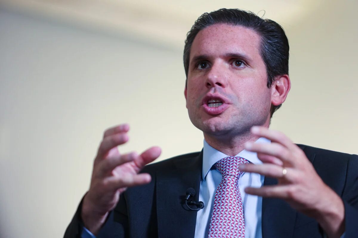 Após romper com líder do PT, Motta rompe com líder do PL também