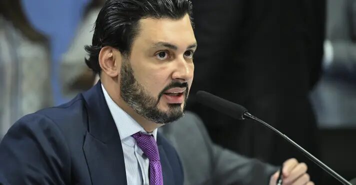 INSS: empresário investigado movimenta R$ 175 mi e mantém 14 carros de luxo