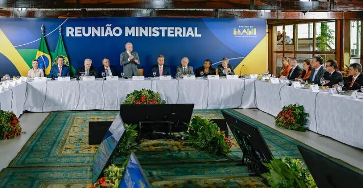 22 ministros de Lula devem deixar cargos para disputar eleições de 2026