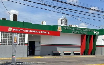 Pai de menino estuprado abre fogo contra adolescente na porta de escola em VG