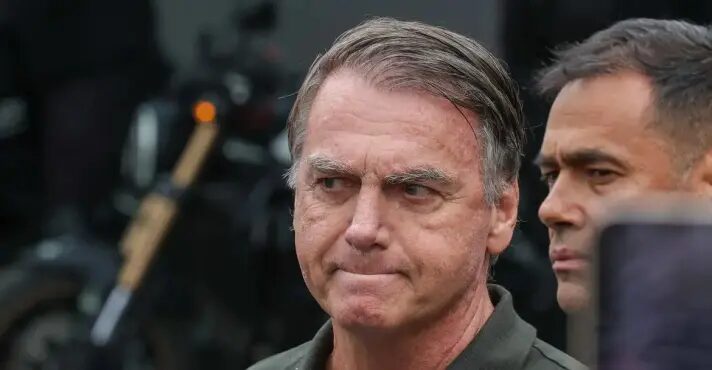Flávio critica ‘entraves judiciais’ no caso de Bolsonaro