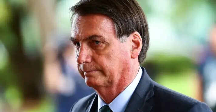 Justiça Militar estuda calendário para decidir futuro de Bolsonaro