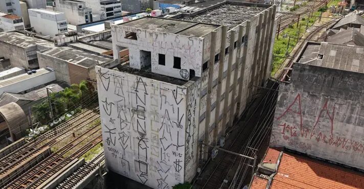 Correios começam a vender prédios comerciais e unidades abandonadas