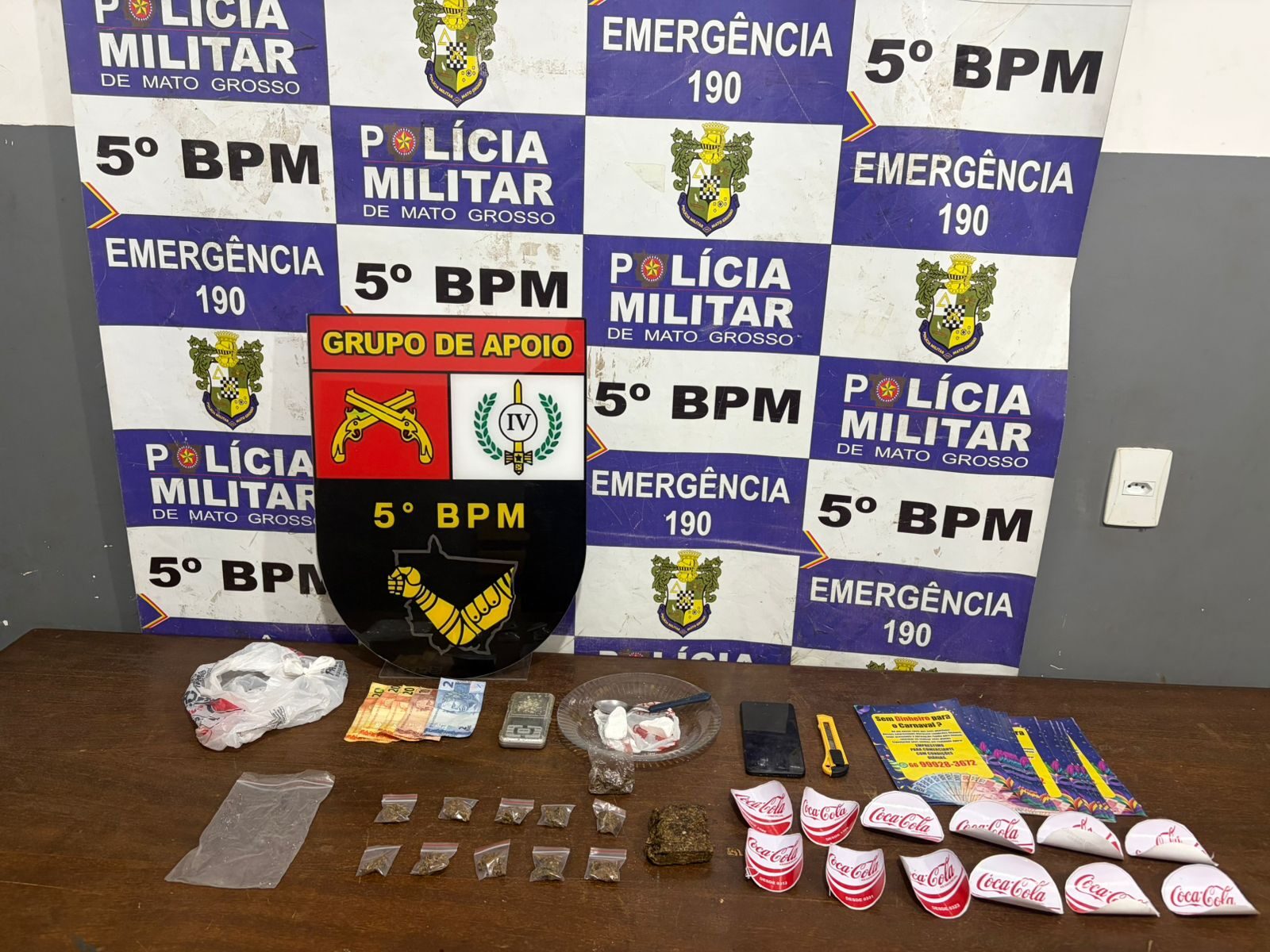 Suspeito apontado como “disciplina” de facção é preso com drogas e materiais do tráfico em quitinete de Rondonópolis