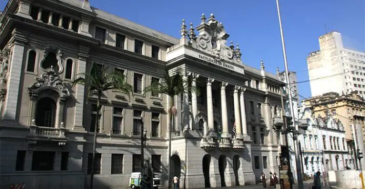 Setores empresariais e sociais convocam ato na USP para defender Código de Conduta ao STF