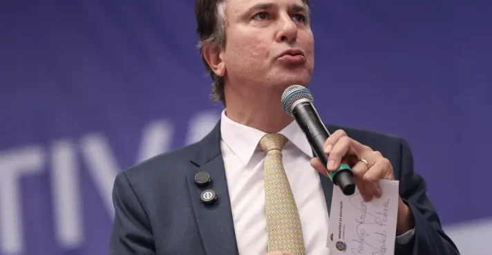 Governo Lula gastou mais de R$ 5 mi com viagens para Cuba