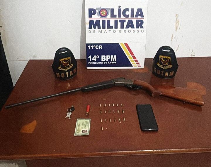 Rotam apreende espingarda e munições e prende homem por porte ilegal