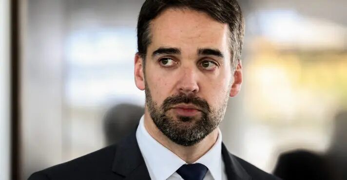 Eduardo Leite resiste em abrir mão da pré-candidatura à Presidência