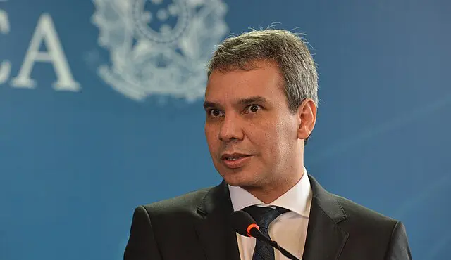 TCU alerta sobre PCC e CV, e Câmara deve convocar ministro da Justiça