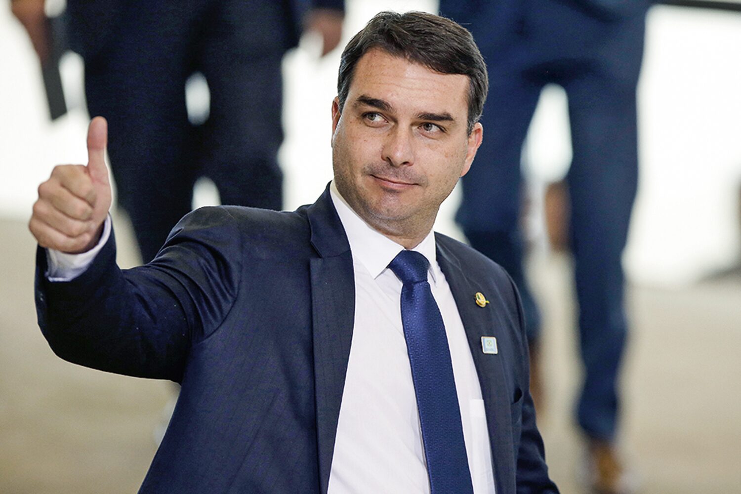 Flávio Bolsonaro escolhe Rondonópolis para megaevento do PL e movimenta cenário político em MT