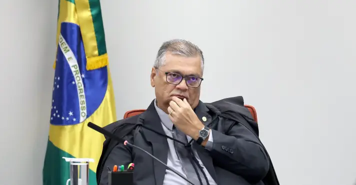 Jornalista que fez reportagem sobre Dino relata intimidação da PF