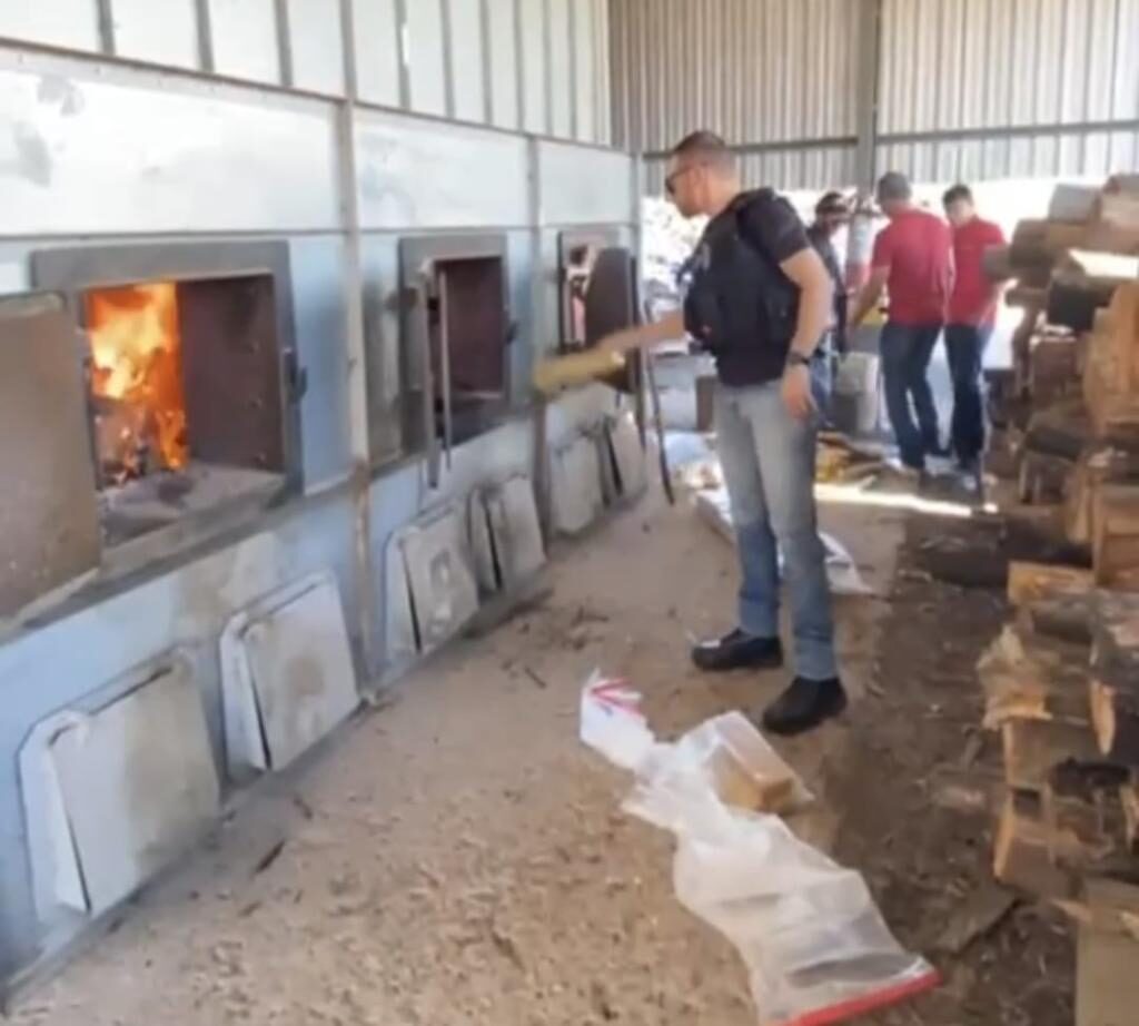 Polícia Civil incinera 130 quilos de entorpecentes em Guiratinga