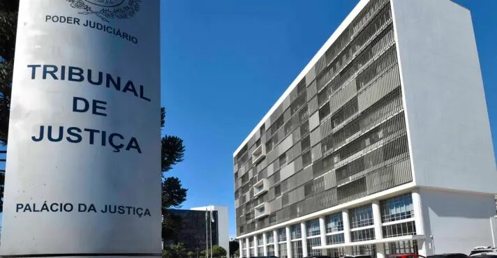 TJ-PR é o 3º tribunal com maior pagamento acima do teto salarial do Judiciário