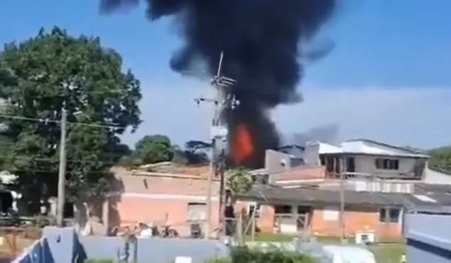 Criminosos saqueiam restaurante atingido por avião no RS