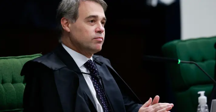 Mendonça não garante homologar delação de Vorcaro