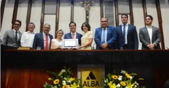 Advogado do Master preso pela PF foi homenageado pelo PT na Bahia