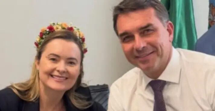 Eduardo apoia nome de Júlia Zanatta como vice de Flávio