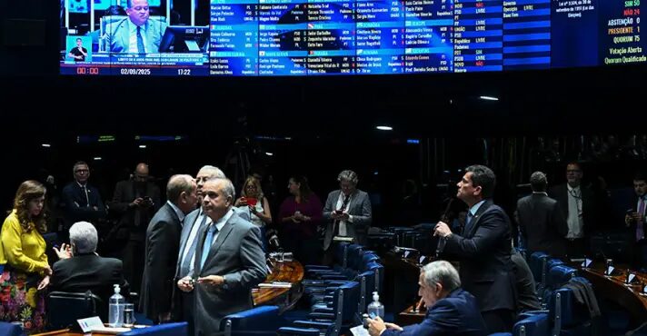 Na véspera do recesso, governo corre contra o tempo para evitar ‘pauta-bomba’ no Senado