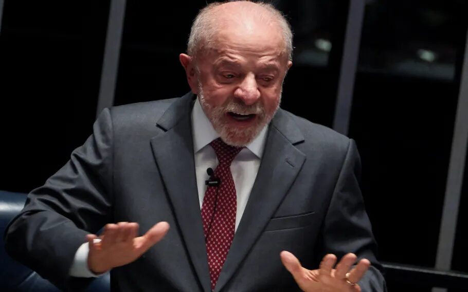 Governo federal vê necessidade de rever gastos com programas sociais a partir de 2028